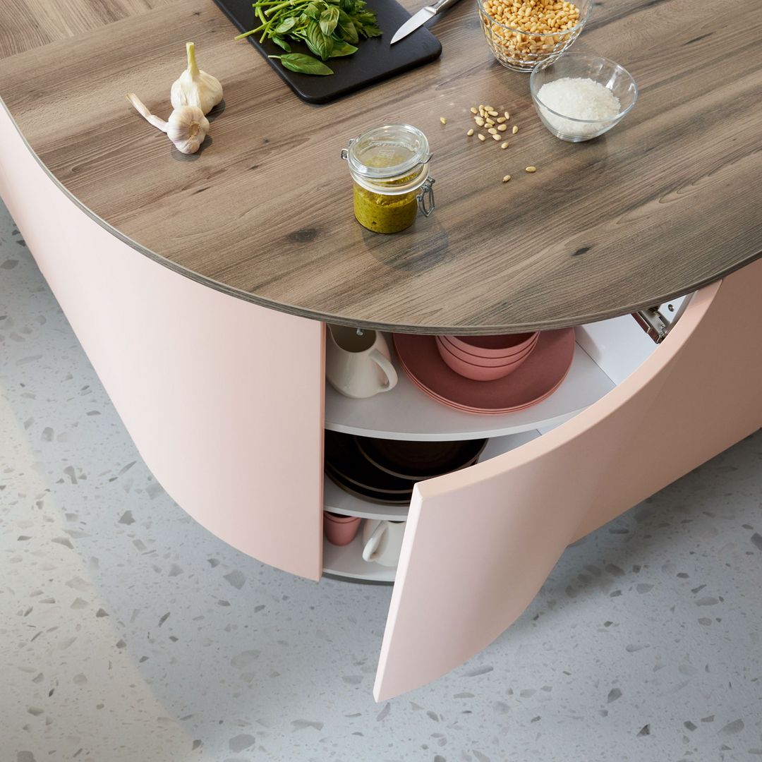 MODEL BIELLA - Neformálne a ľahké - kuchyňa v rúžovej farbe